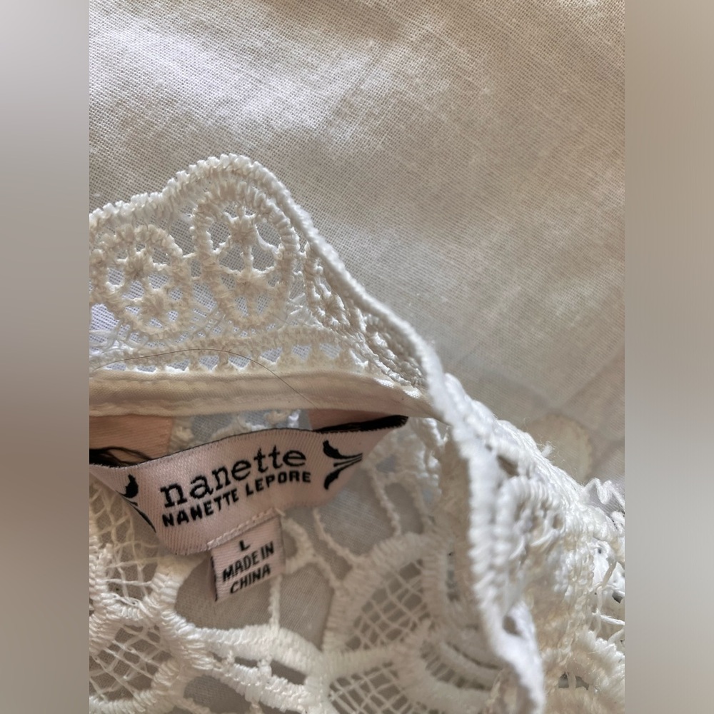 Nanette Lepore Canoli Cream Large Lace Top NWT - Picture 4 of 7